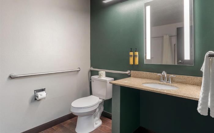 Best Western Plus Executive Inn