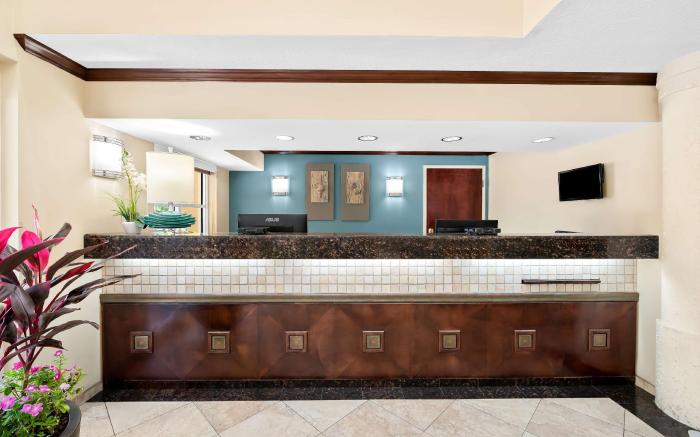 Best Western Intracoastal Inn