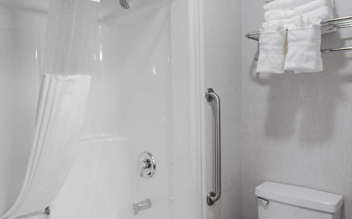 Best Western Plus Berkshire Hills Inn & Suites