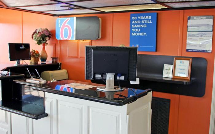 Motel 6 Sallisaw, OK