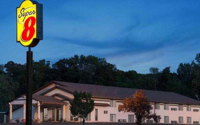 Super 8 By Wyndham Algona