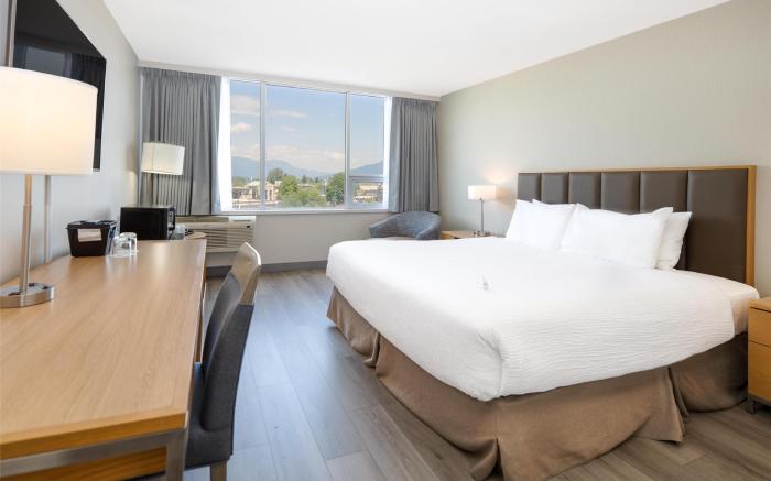 Coast Chilliwack Hotel