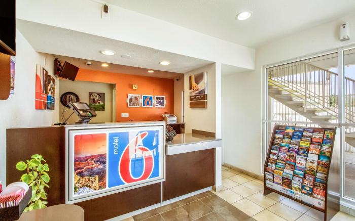Motel 6 Youngtown, AZ - Phoenix - Sun City