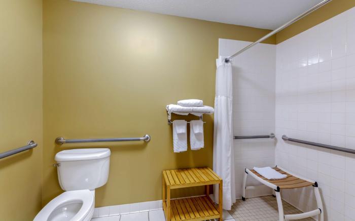 Best Western Falcon Plaza - Bowling Green