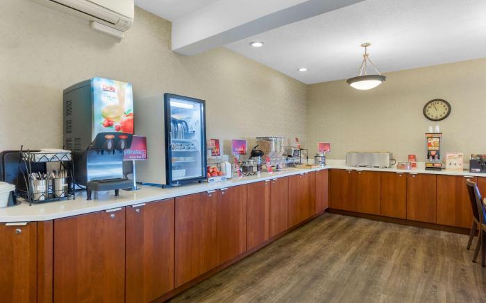 Best Western Plus Park Place Inn and Suites