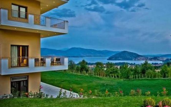 Enastron View Hotel