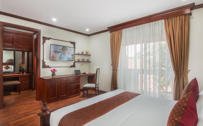 Anachak Angkor Suite