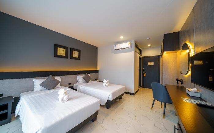 LHC HOTEL AND RESORT 