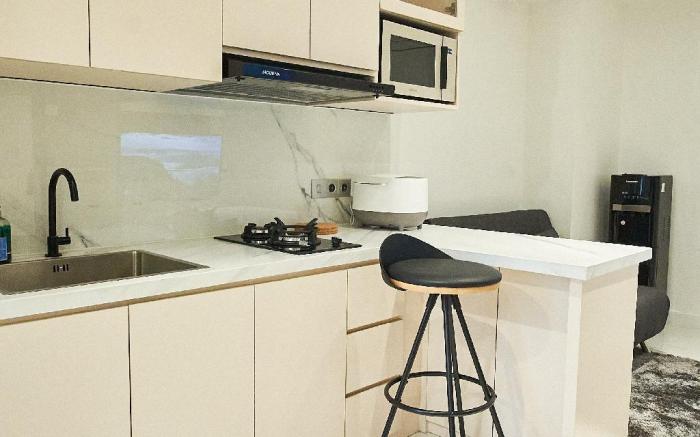U Stay Living Bassura City Apartment