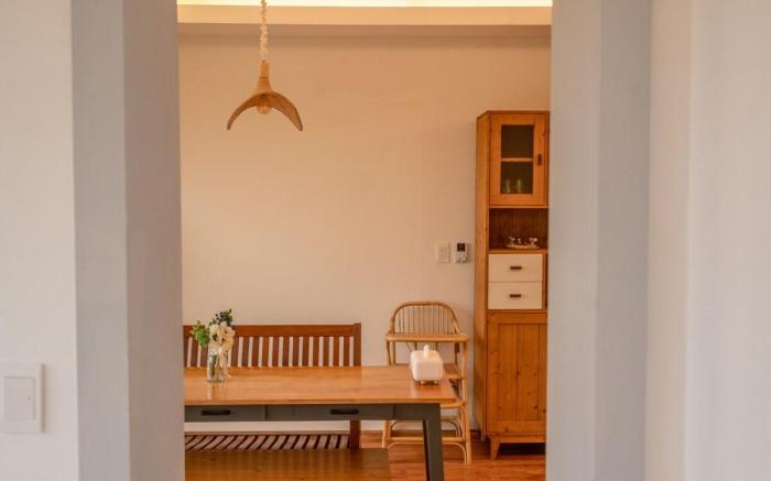 B#1 Aewol Jungsangan Retro Style Accommodation Could Not Be Better