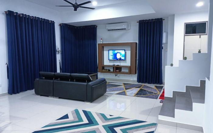 MY 128 HOMESTAY KT