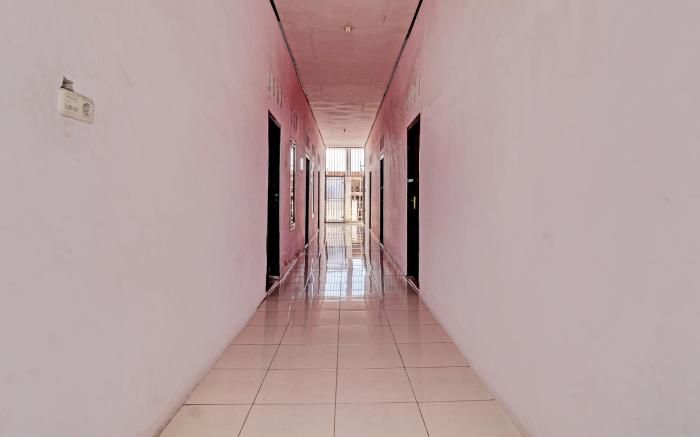 OYO 92872 Swakarya Guest House