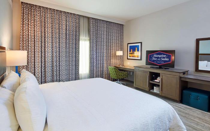 Hampton Inn & Suites Sacramento at CSUS