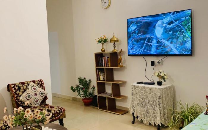 Raga Homestay 2.0- Urban Comfort