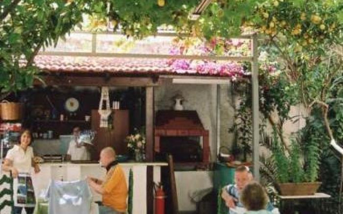 Lefka Hotel & Apartments