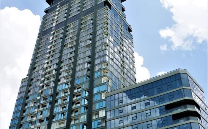 Penthouse 2 Bedroom 1 Bathroom Condo in Phnom Penh