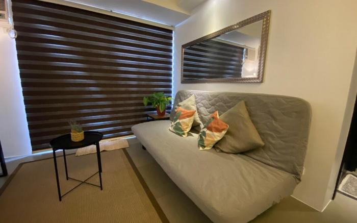 COZY 2BR  City SkyLine View near Mall