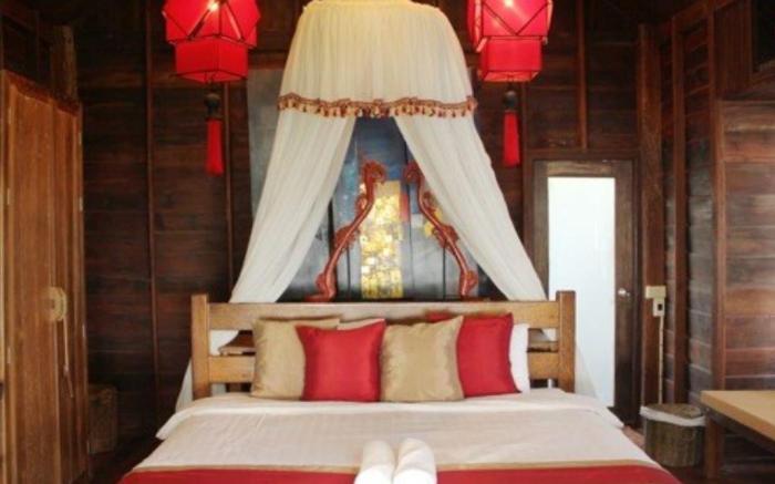 Chivaree Hotel and Resort