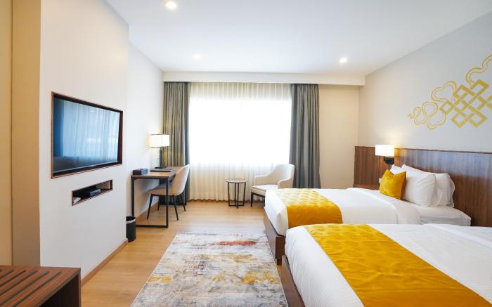 THE CAPITAL HOTEL