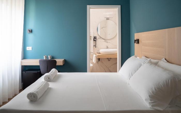Nolana 28 Rooms in Naples