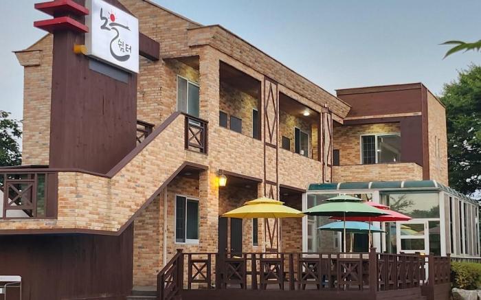 Anmyeondo Noeul Shimteo Pension