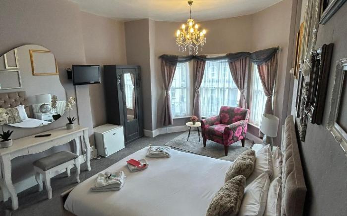 The Lyndhurst Guest house