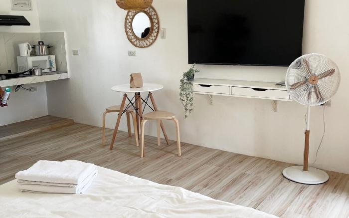 E Elbi Hygge House Near UPLB