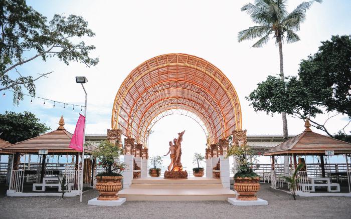 VILLA EXCELLANCE BEACH AND WAVE POOL RESORT