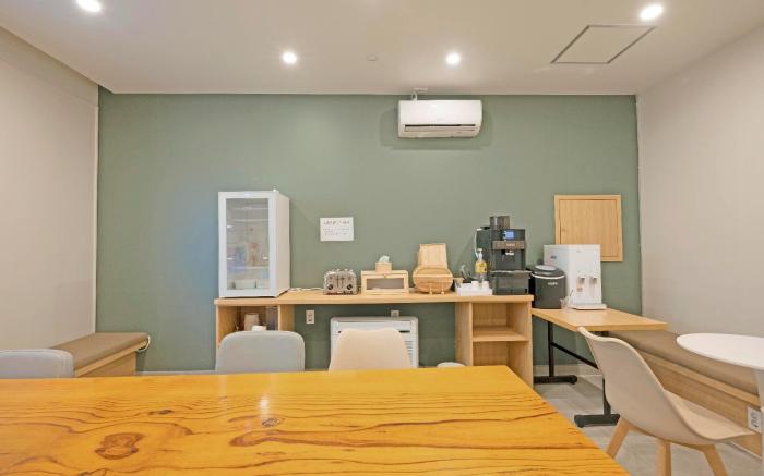 Changwon Palyongdong Hotel Leo