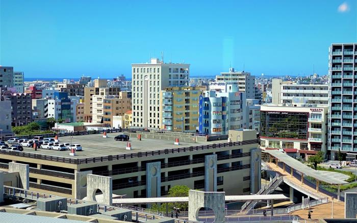 Toyoko Inn Okinawa Naha Omoromachi Ekimae