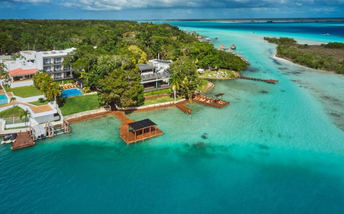 Cristalino Lagoon Front Hotel, Restaurant & Spa 