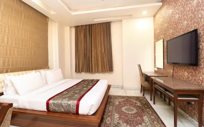Hotel Leela Grande