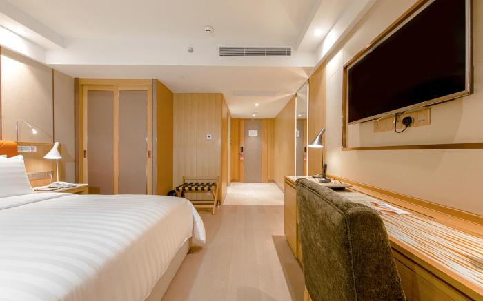 Royal Dragon Hotel