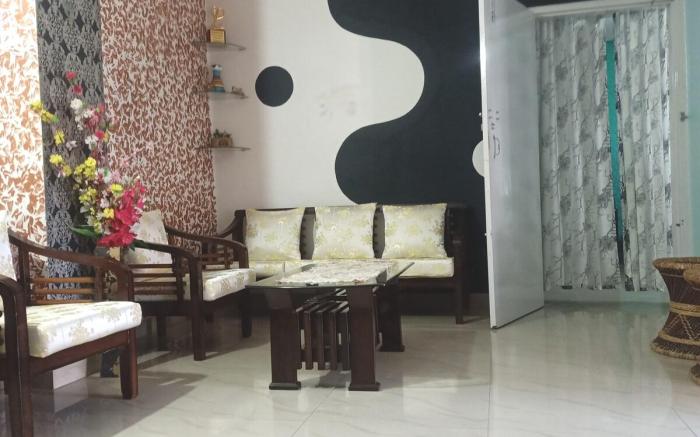 Kaveri Home Stay.