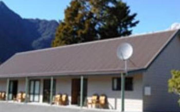 Fox Glacier TOP 10 Holiday Park