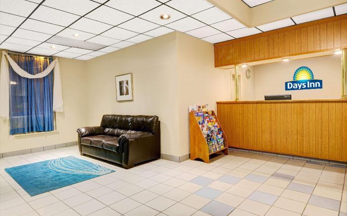 Days Inn by Wyndham Southington