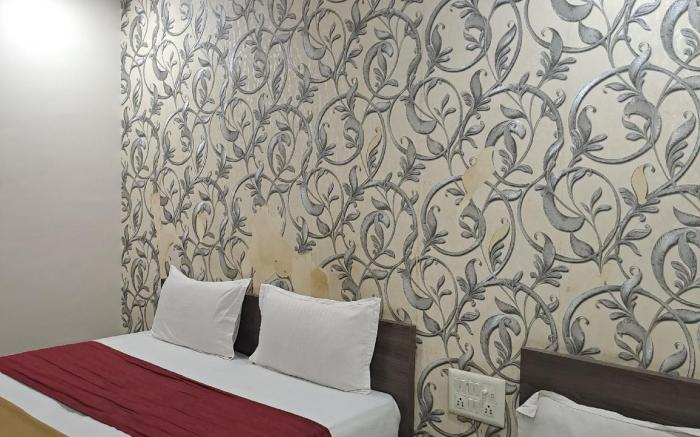 Hotel Gitanjali Kalupur(Relief Road)