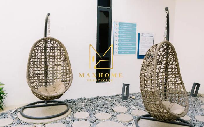 Maxhome Premium Sea View Studio@The Shore KK C34
