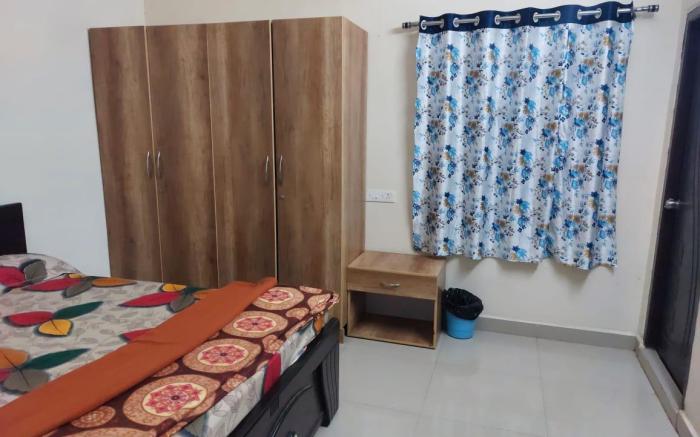 Spacious Cozy City Center 2bhk Service Apartments