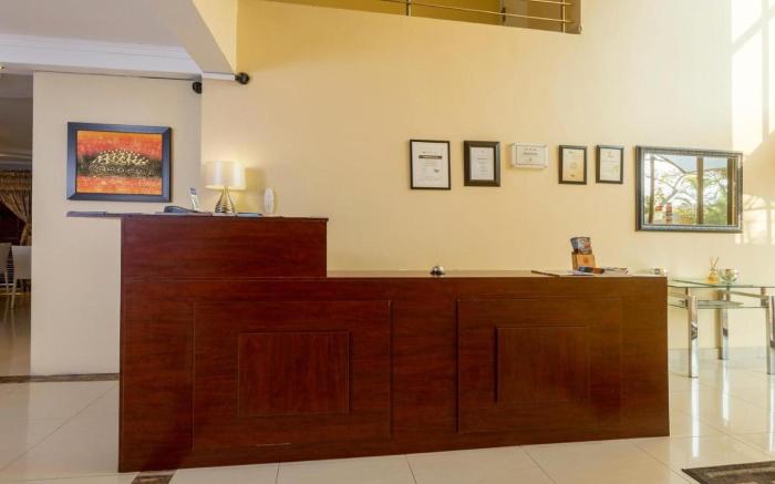 Ezulwini Guest House - Executive Double Room with pool view, 2 guests in Balito
