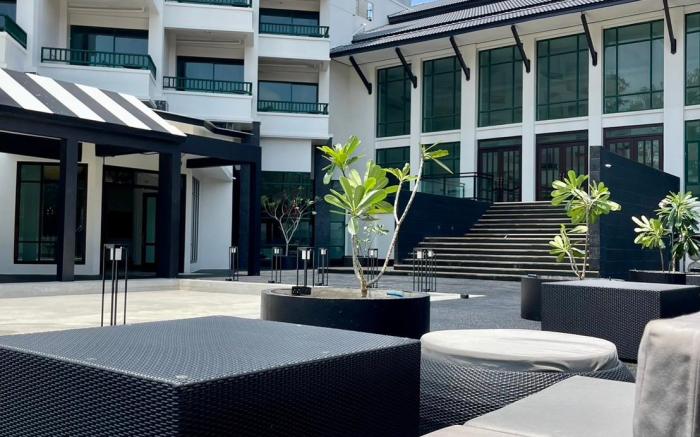 Solis Beach Hotel Rajamangala