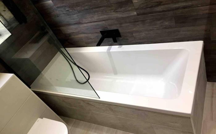 Double Bedroom, Kings Lynn, New Renovated Bathroom