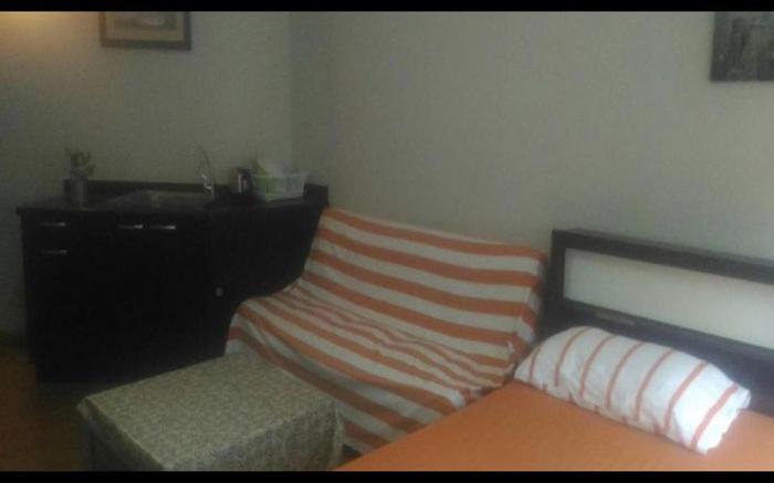 T8 Guest House Don Mueang Challenger triple room