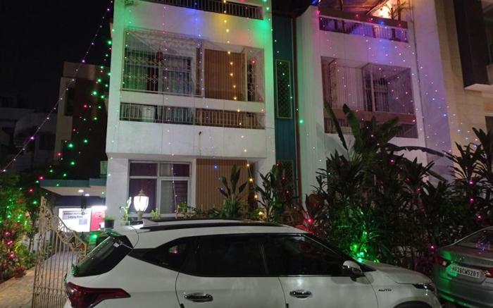 Nice Boutique Guest House In South Delhi Near Aiims,nift,srifort