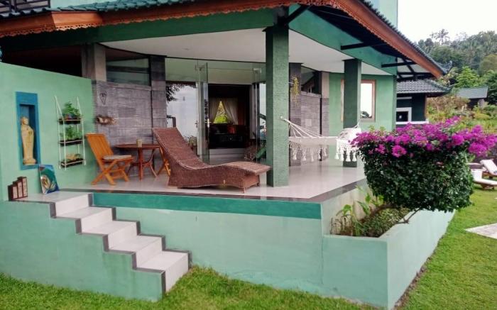 Escape to a tranquil hideaway near 7 waterfalls