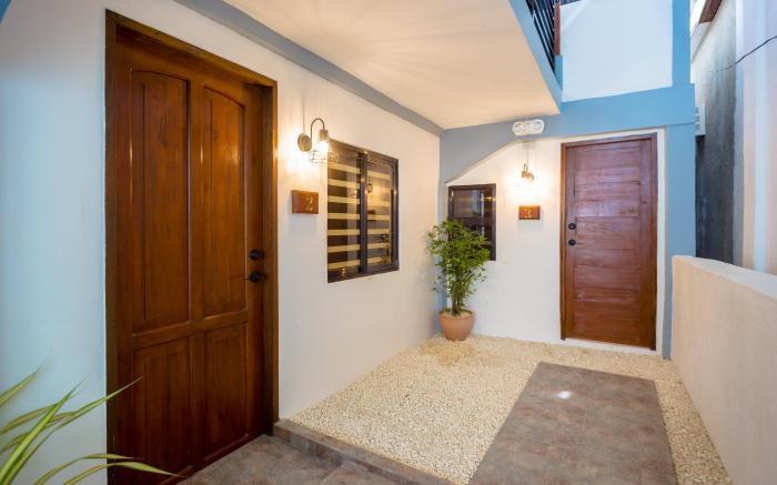 Alona Beachside Inn