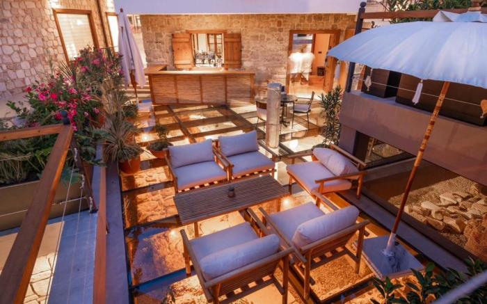 6 Rooms By Azumare 
