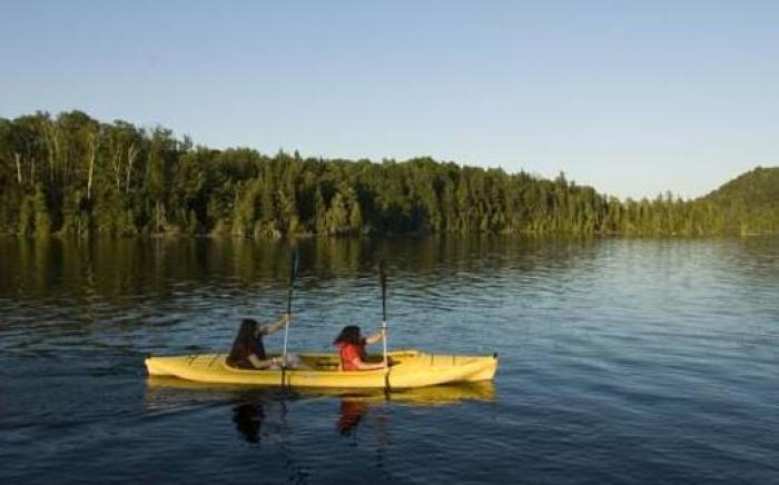 Auberge du Lac-a-l'Eau-Claire