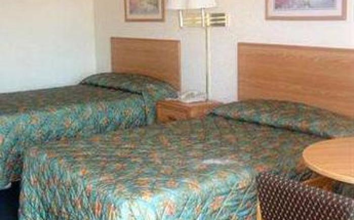 Royal Inn & Suites