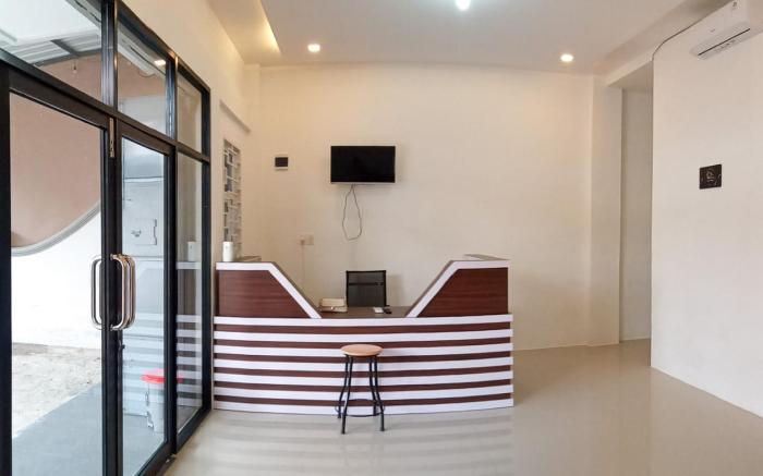 RedDoorz near Stasiun Pematangsiantar